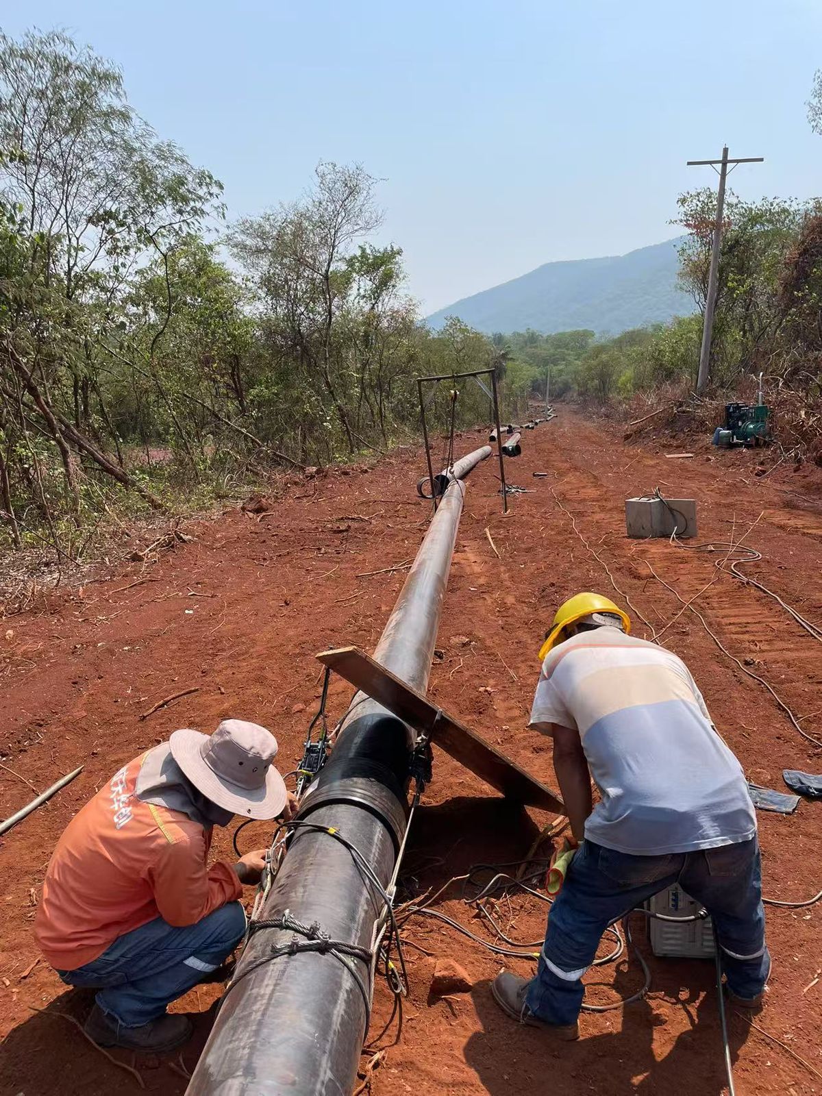 Instalación de tubería HDPE reforzada en campo
